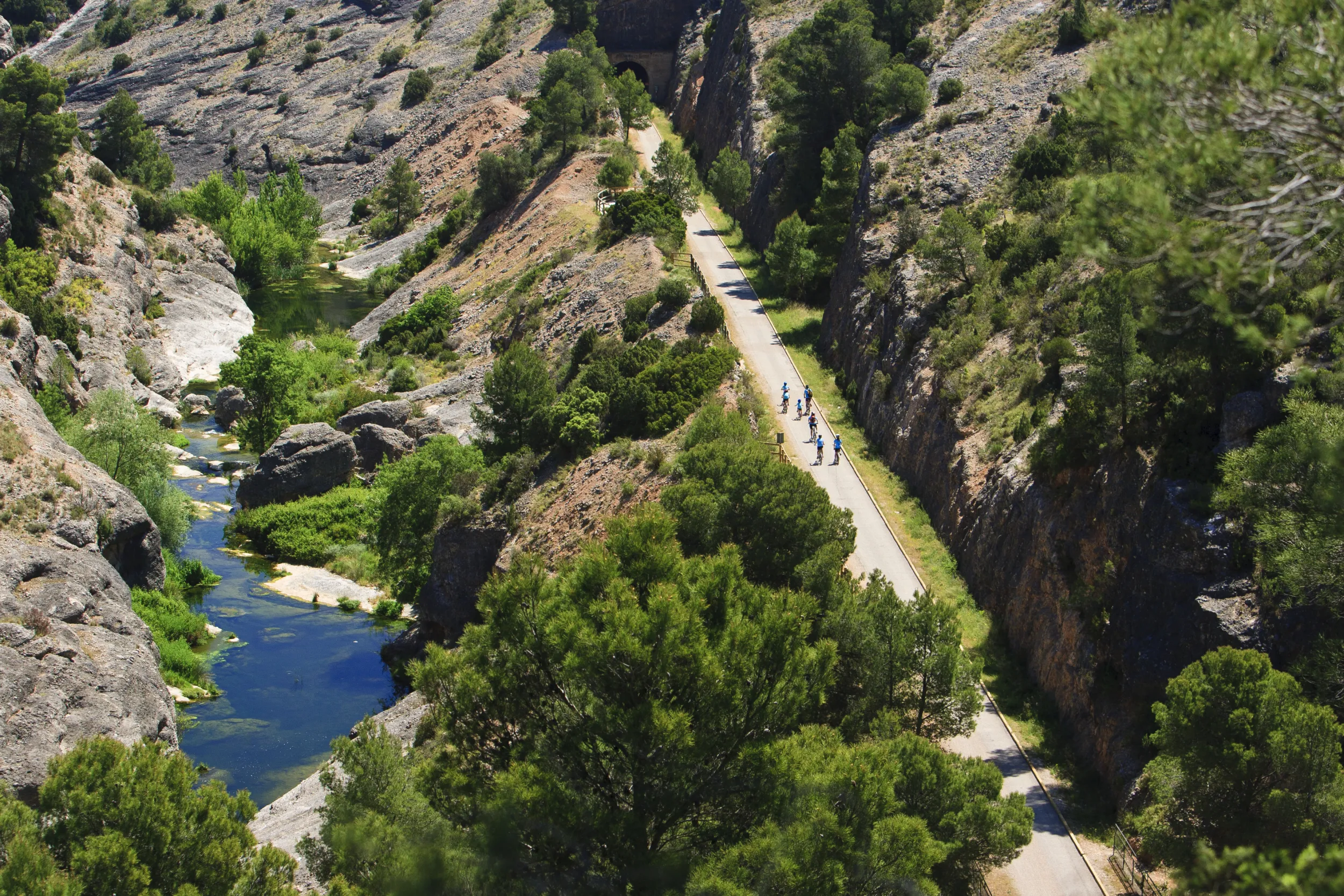 via verde terra alta