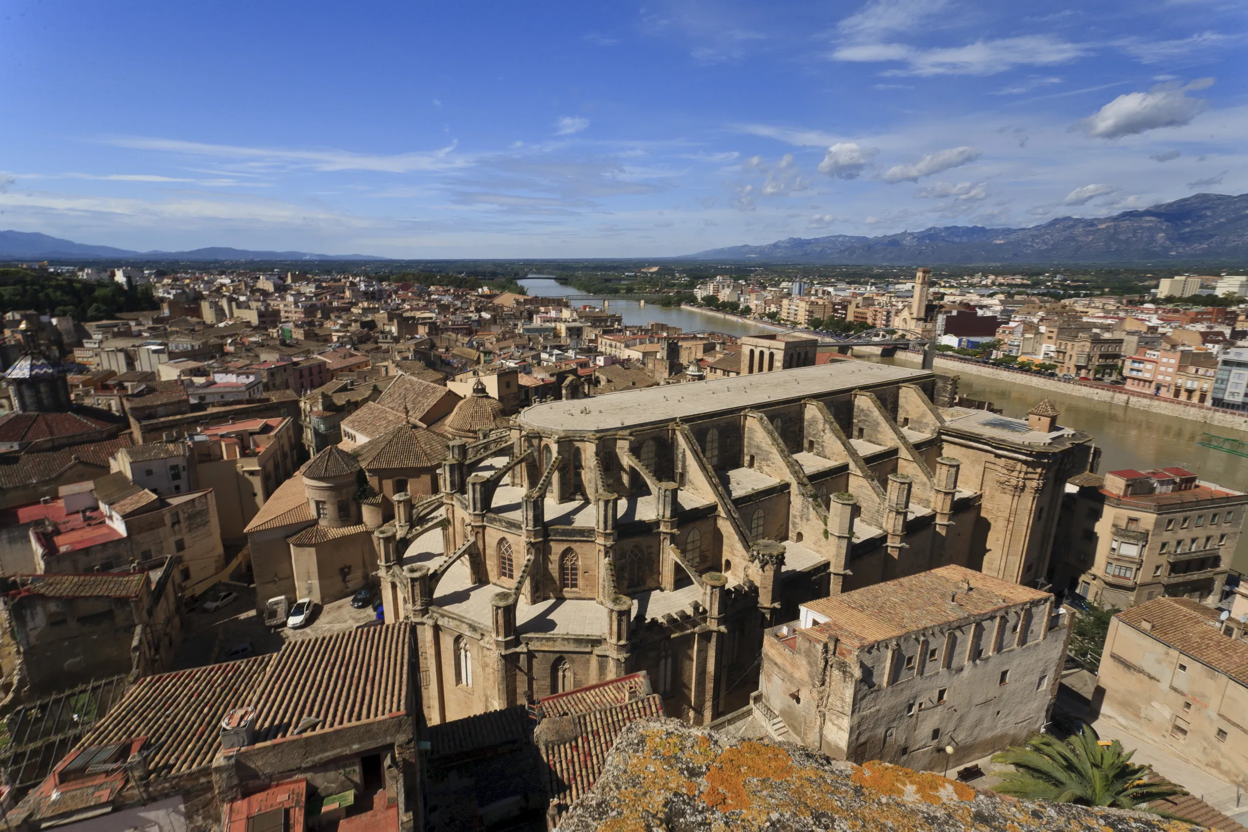 catedral de tortosa vista aerea