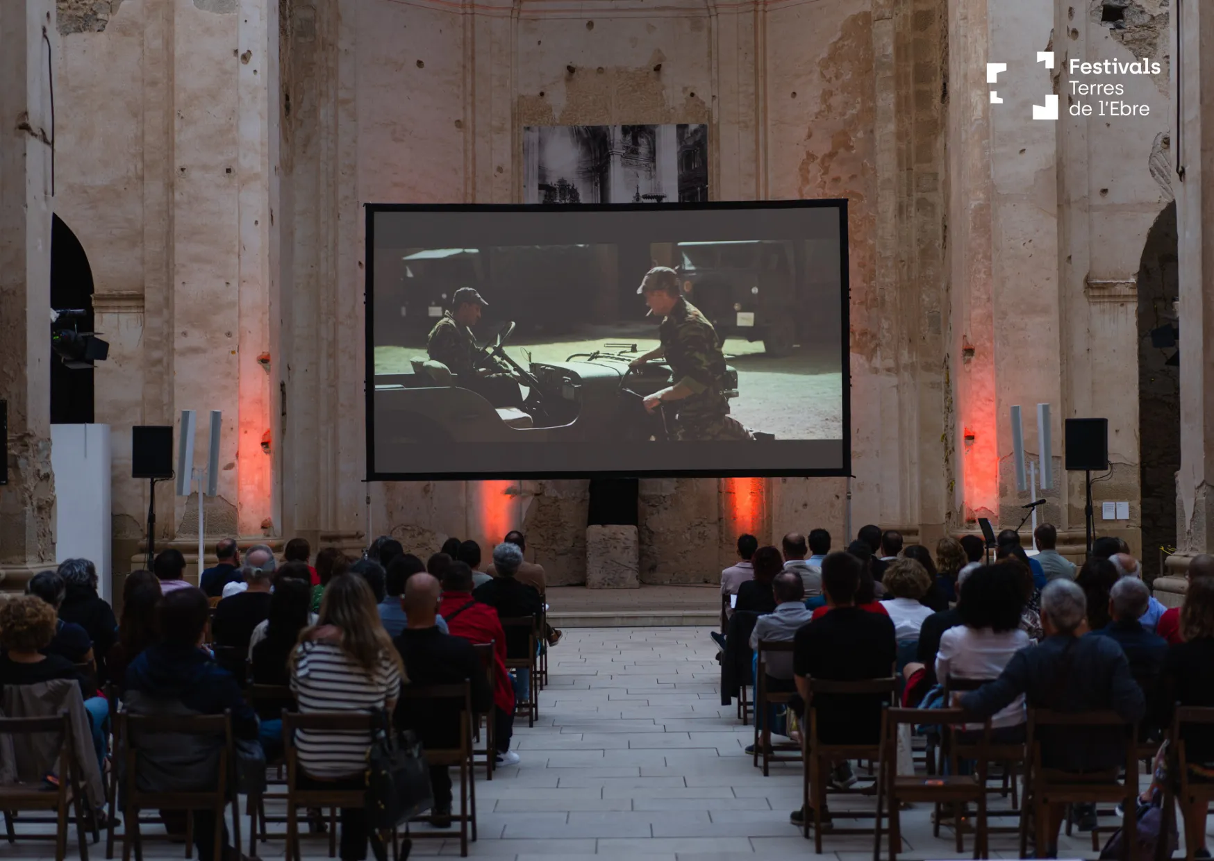 MOSTRA FRONT