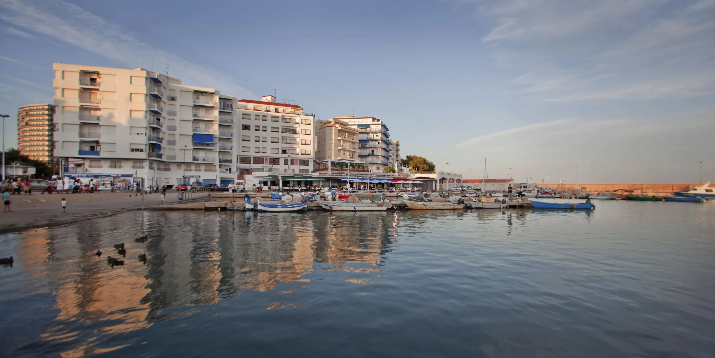 puerto de Ampolla